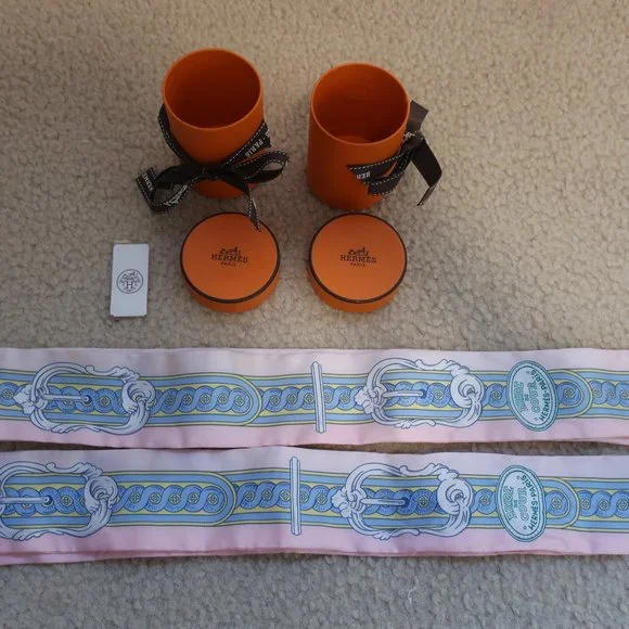 HERMES TWILLY 'BRIDE DE COUR' ROSE PALE (PINK) SET - BOXES (USED) - Picture 6 of 10